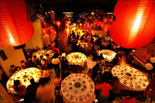 天金岡年夜飯習俗大訪查：大年三十兒，你的家鄉年夜飯都吃啥？