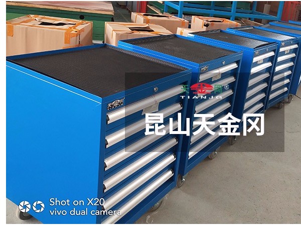 判斷鉗工工具柜廠家實力的3點，都知道嗎?